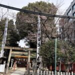 金山北口から徒歩圏内　出世・開運・縁結びの神　榊森白山社